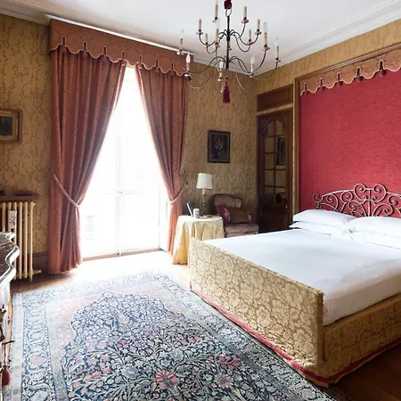 Apartment Rue Bonaparte V By Onefinestay Paris